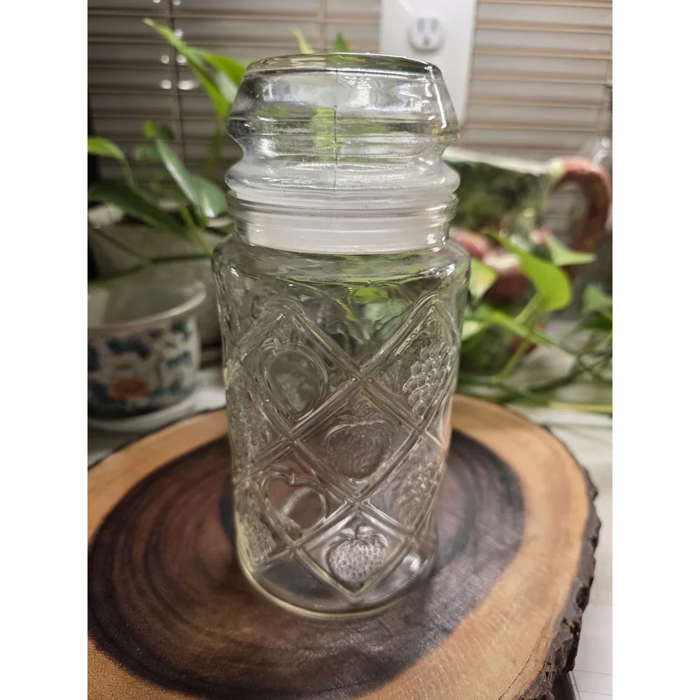 Smuckers Vintage Anchor Hocking Glass Jar 7.5